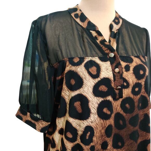 Adele & May Womens Blouse Leopard Print Sheer Black Pleated Short Sleeve Sz XL - Picture 4 of 5